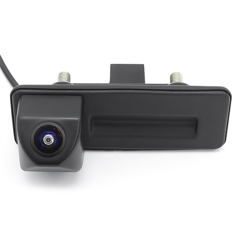 Автомобильная камера заднего вида Skoda Octavia Fabia Superb Rapid Volkswagen Passat Touareg Sharan Tiguan Audi (2803)