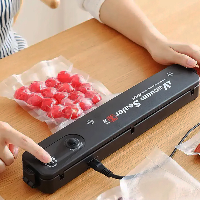Вакуумный упаковщик Vacuum Sealer для длительного хранения продуктов