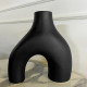Ваза для цветов Двуногая керамическа в скандинавском стиле Black