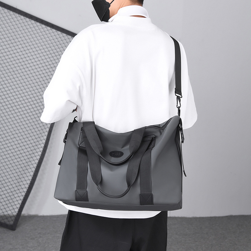 Сумка дорожная 66 спортивная с карманом снаружи с регулируемым плечевым ремнем Gray