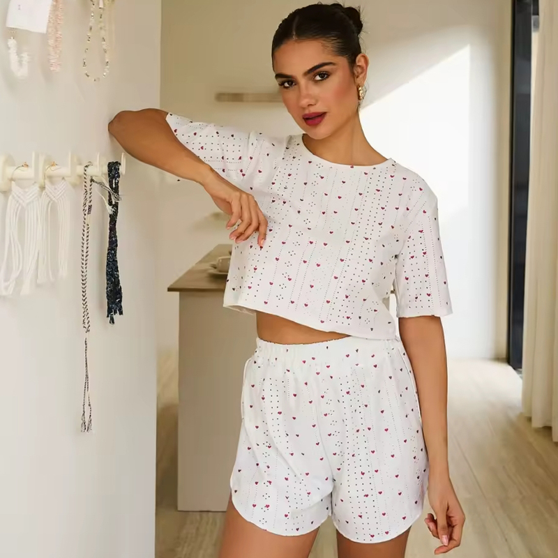 Женский комплект для дома и сна SM24107AYH футболка и шорты женская пижама белая с красными сердечками M