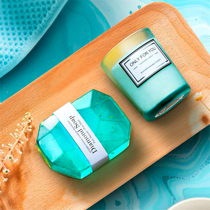 Подарочный Spa Box 0222 23*23*10.5 см из 6 предметов термостакан+алмазное мыло+бомбочка для ванны+соль для ванны+ароматическая свеча+открытка Tiffany