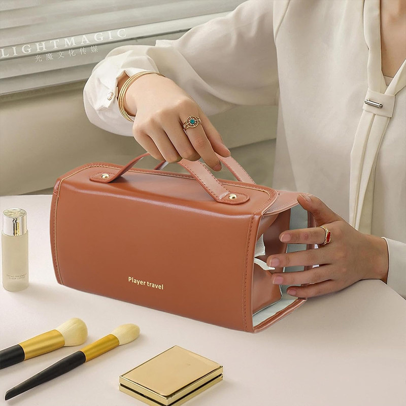 Женская косметичка SHY-02 несесер органайзер дорожная бьюти кейс Brown