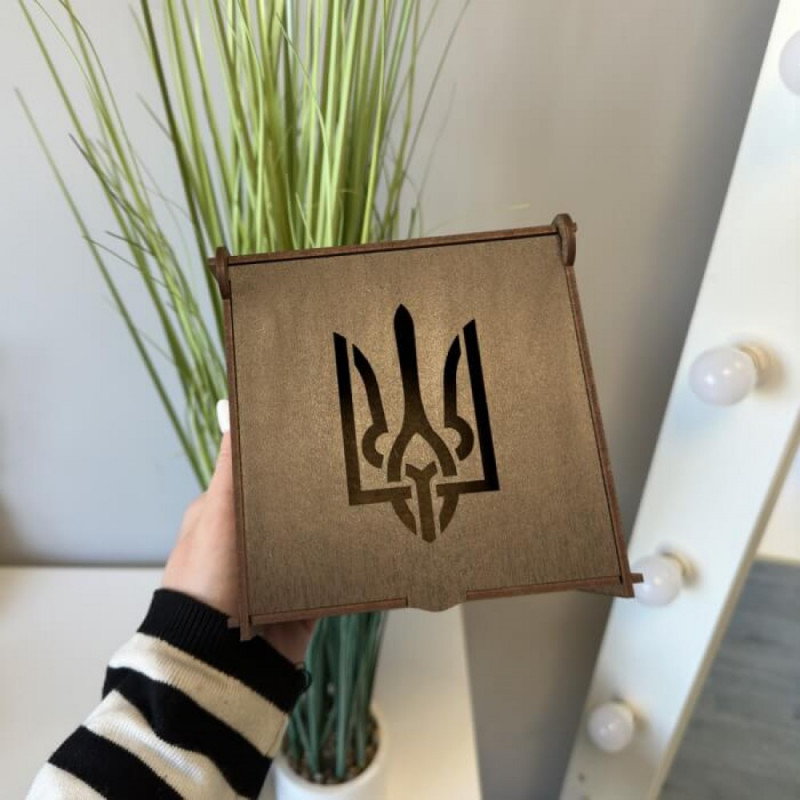 Дерев'яна подарункова коробка мала