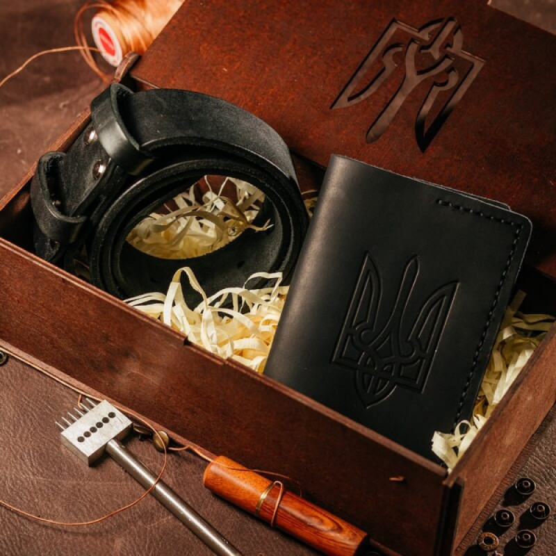 Подарунковий чоловічий набір з ременя Florida та обкладинки на паспорт