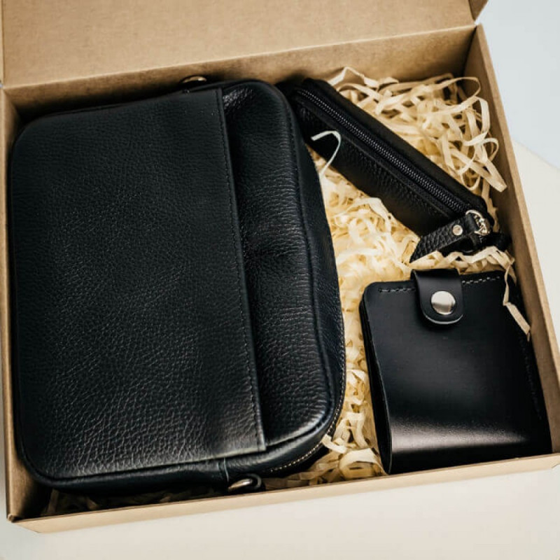 Жіночий набір ЦЕ ВСЕ ТОБІ з сумки Джорджія, гаманця Біфолд та ключниці в чорному кольорі