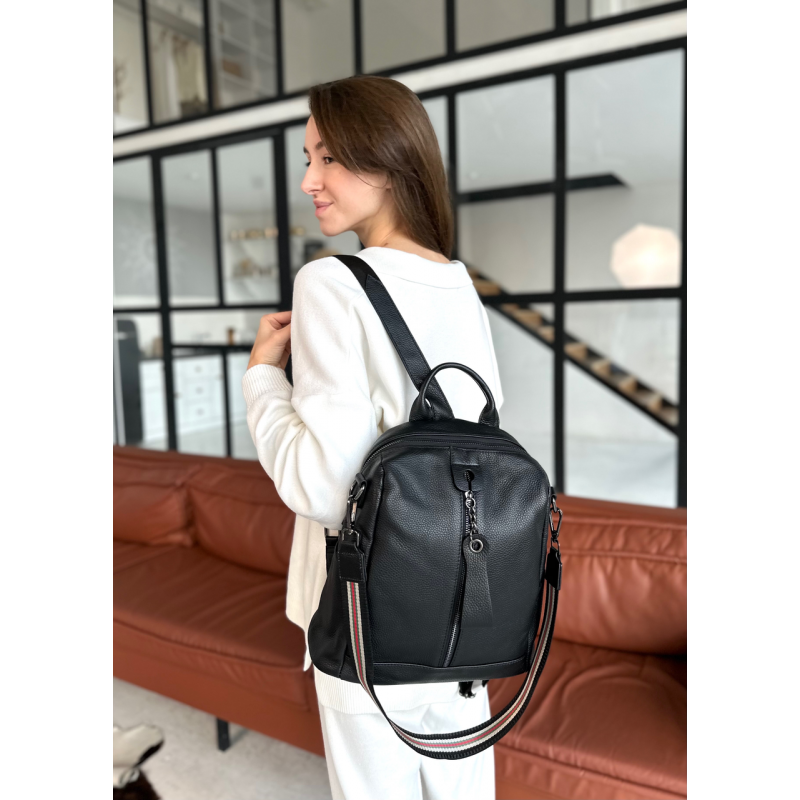 Жіночий рюкзак молодіжний шкіряний міський 23х30х13, сумка на спину для роботи, чорна