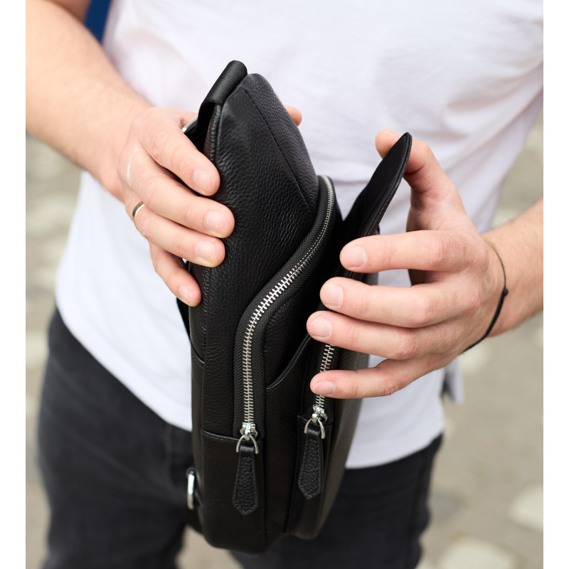 Чоловіча сумка з натуральної шкіри 18х31х7, бананка через плече Tiding Bag 34091 чорна