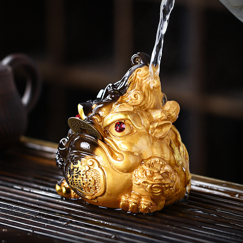 Фигурка для чайной церемонии ZBY-2407302 Жаба с монеткой меняющая цвет от горячей воды Gold