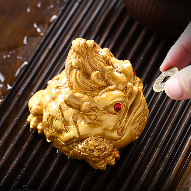 Фигурка для чайной церемонии ZBY-2407302 Жаба с монеткой меняющая цвет от горячей воды Gold