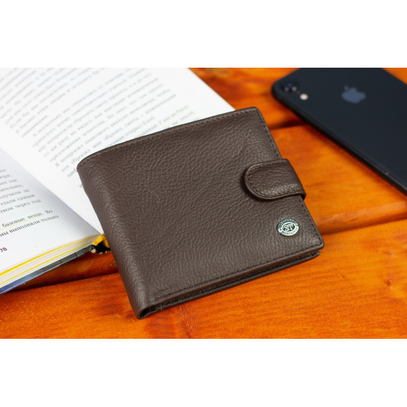 Шкіряне чоловіче портмоне на кнопці ST Leather ST104 Коричневе