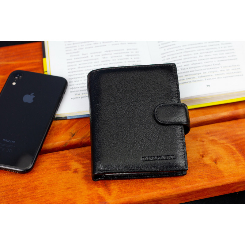 Чорний чоловічий гаманець вертикального типу з натуральної шкіри під документи Marco Coverna MC-5176-1
