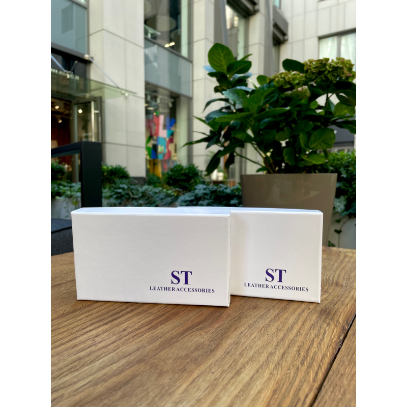 Чорна ключниця з натуральної шкіри із відділенням для грошей ST Leather B416