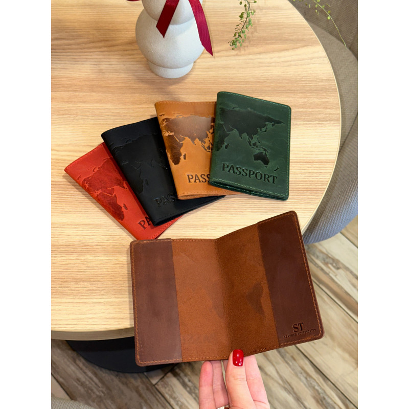 Шкіряна обкладинка для паспорта з написом Ukraine