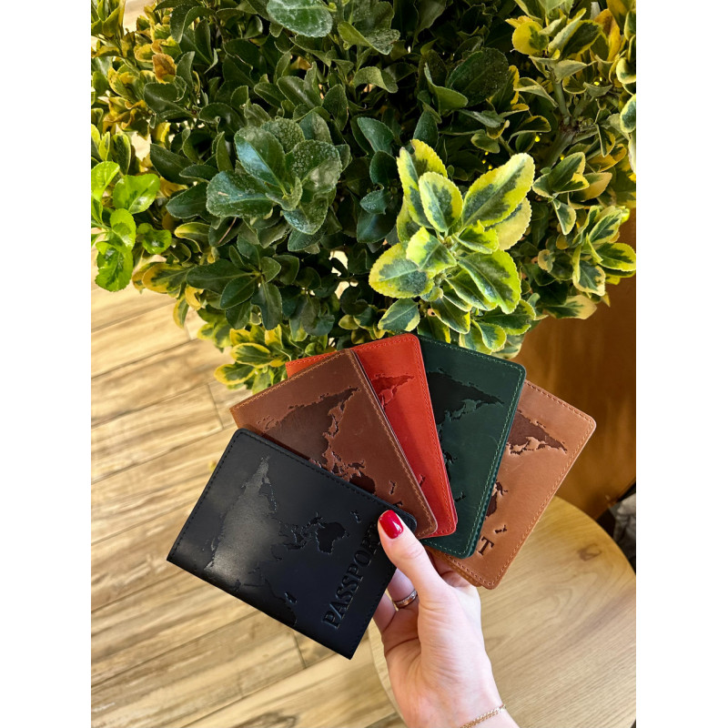 Шкіряна обкладинка для паспорта з написом Ukraine