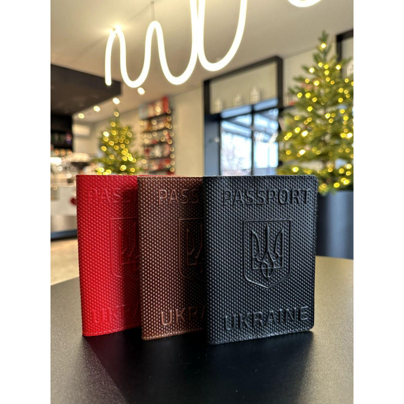 Стильні шкіряні обкладинки для паспорту