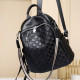 Шкіряний жіночий рюкзак з тисненням 32х27х16, сумка наплічна з шахматним візерунком, чорна