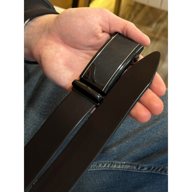 Чоловічий шкіряний ремінь із пряжкою автомат 8490