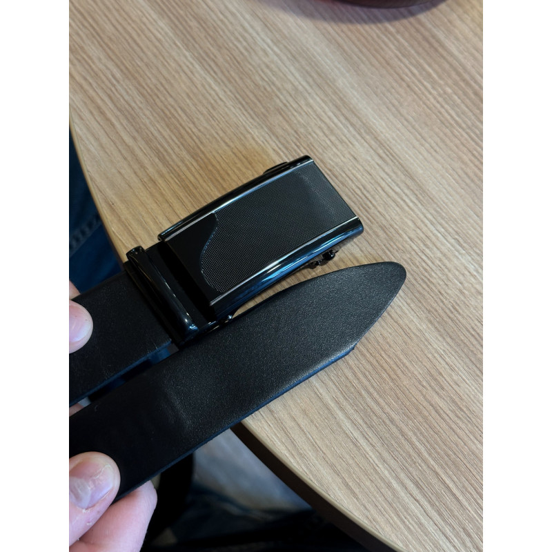 Чоловічий шкіряний ремінь із пряжкою автомат 8490