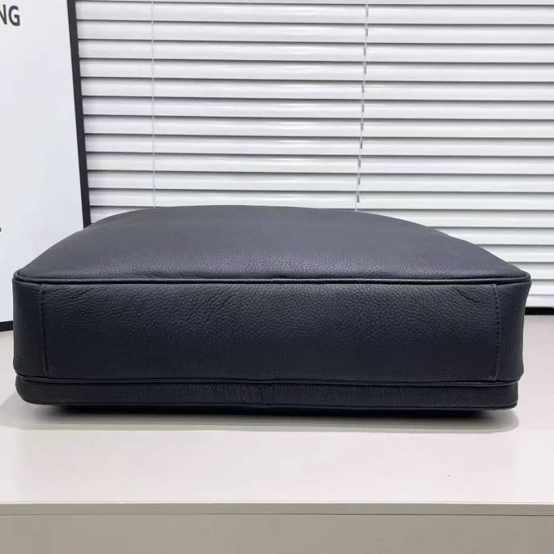 Шкіряна чоловіча ділова сумка для ноутбука 40x27x10, офісний портфель Tiding Bag 56901, чорний