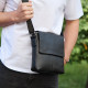 Шкіряна чоловіча сумка-месенджер 21х23х5.5, сумка планшет через плече Tiding Bag 48450 чорна
