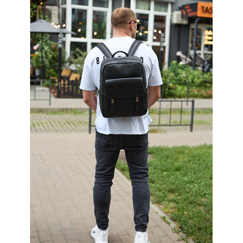 Стильний чоловічий шкіряний рюкзак 40х30х17, практичний аксесуар для ноутбука та документів, чорний