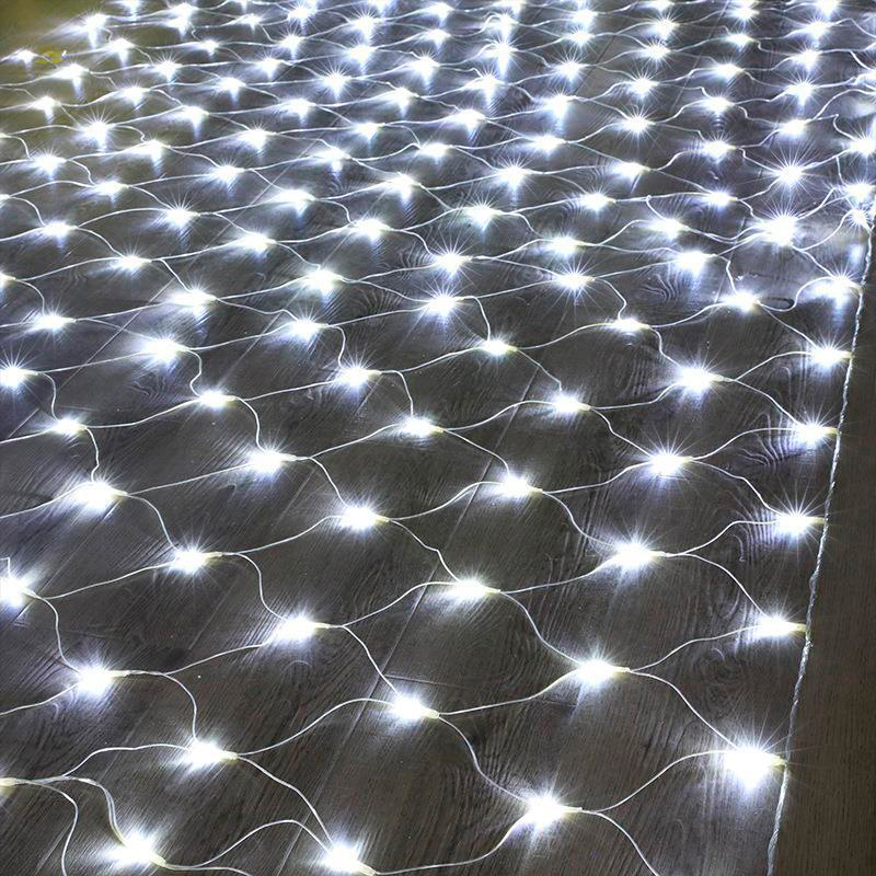 Гирлянда сетка cветодиодная 382902 холодный свет от сети 220V для дома и улицы 2*2 м 144 led