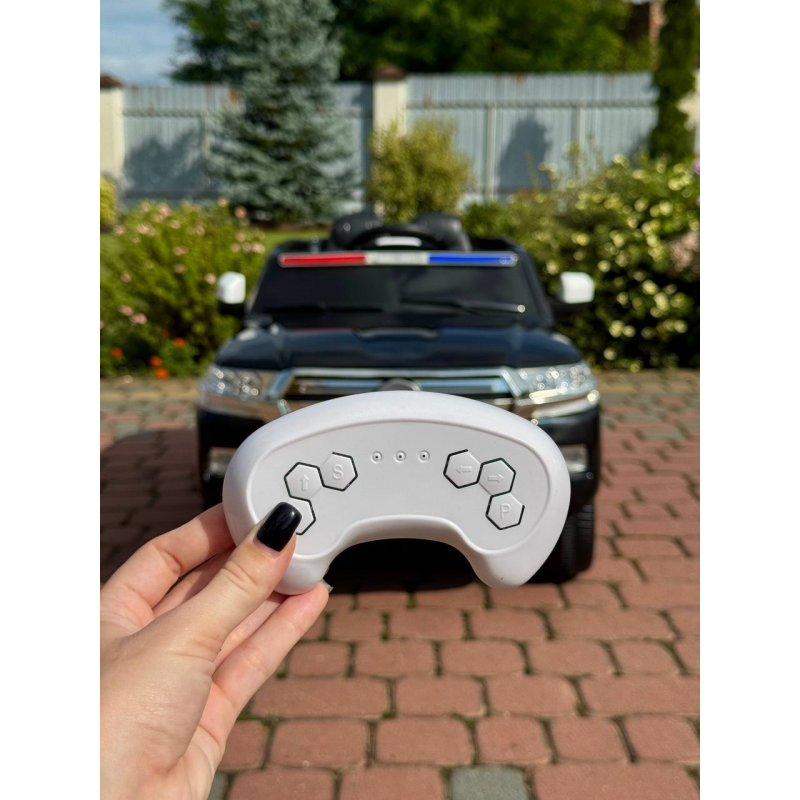 Дитячий електромобіль Поліцейський позашляховик (MP3, USB, гойдання, музика, пульт, відкривання дверцят, LED-світло), Чорний